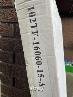 Barre de serviette chauffante à panneau plat 1600mm x 600mm en gris anthracite