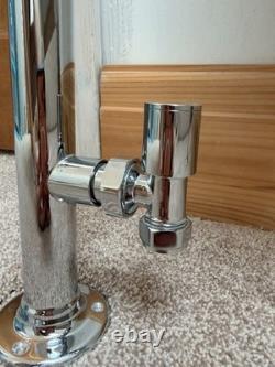 Radiateur sèche-serviettes traditionnel chauffant Regent en chrome (AFII0002)